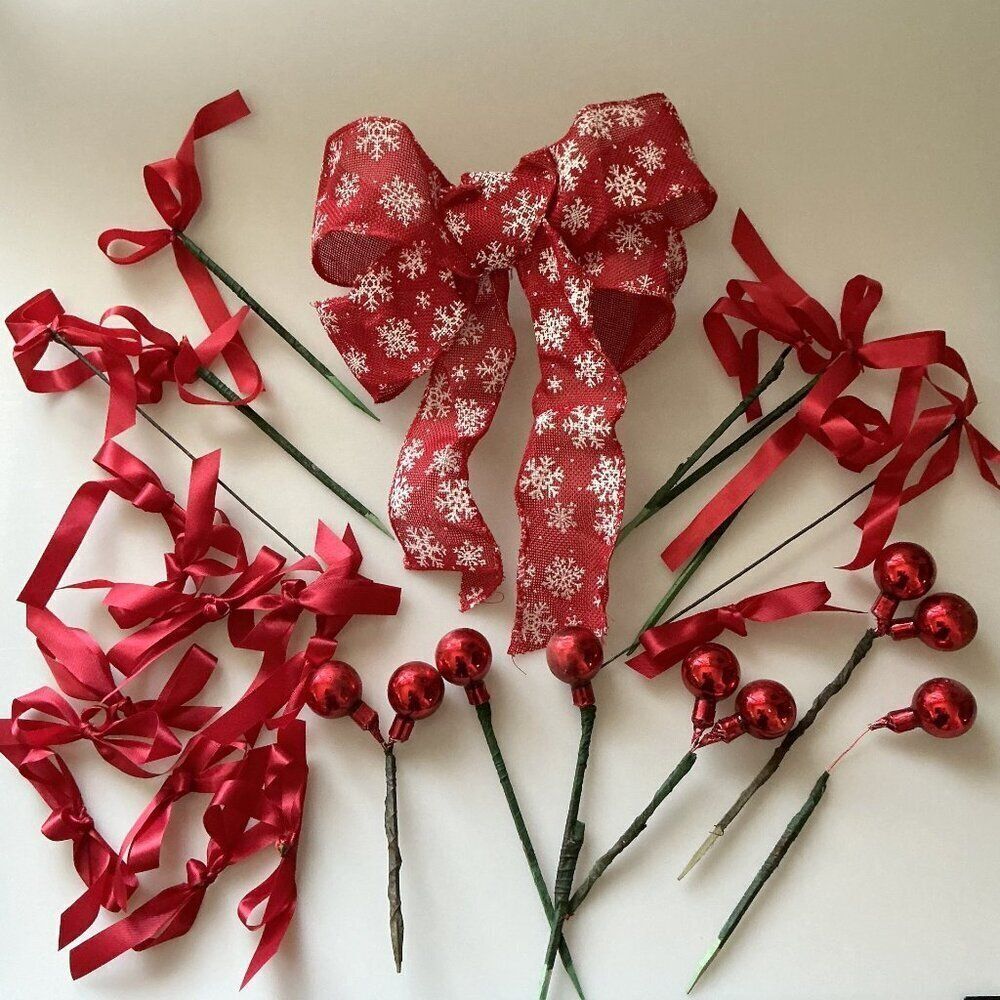 Christmas Bows and Red Berry Bulb Floral Picks DIY Craft Kit